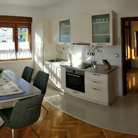 Apartment Local Lifestyle